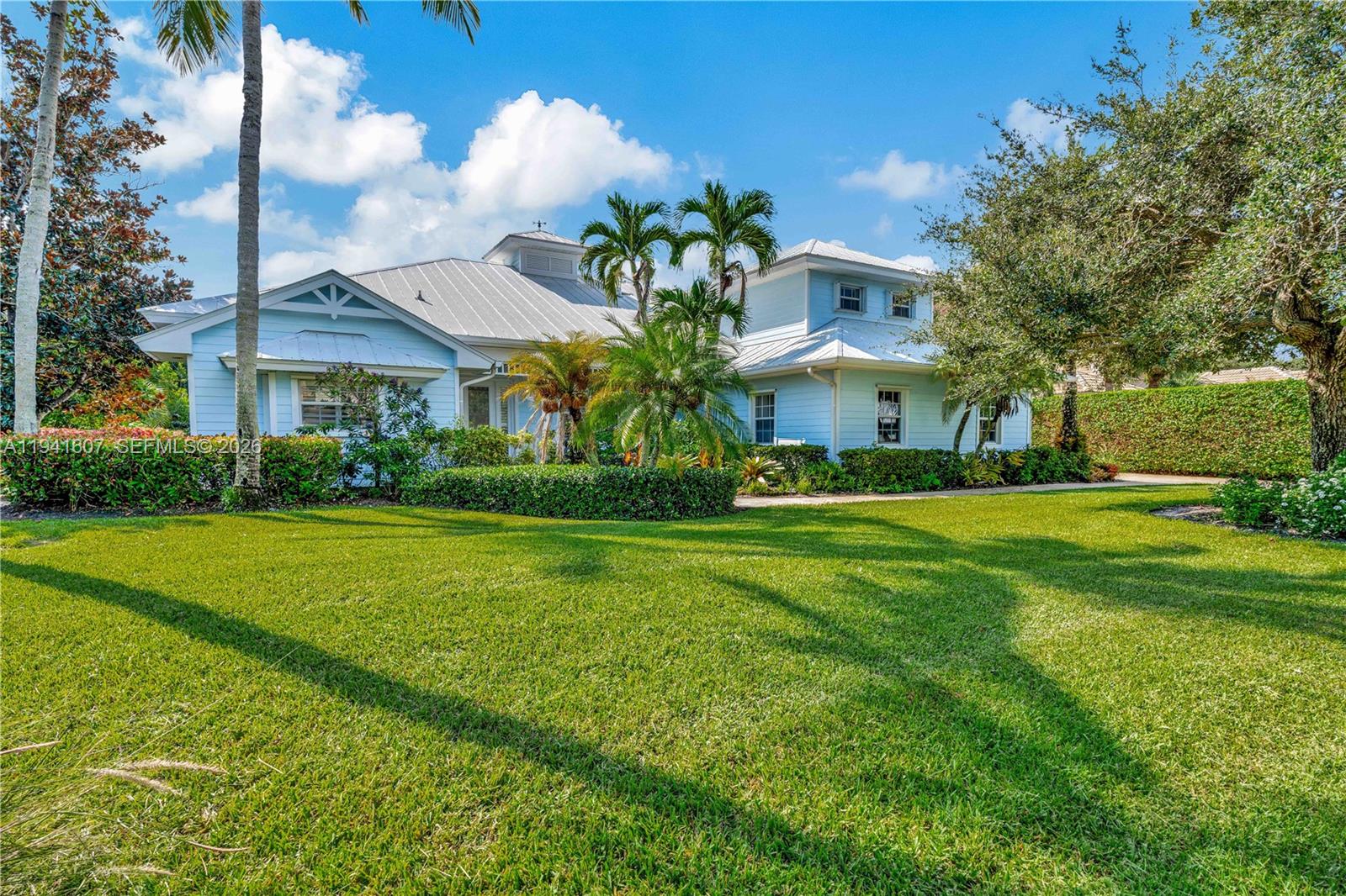7914 SE Osprey St, Hobe Sound FL 33455