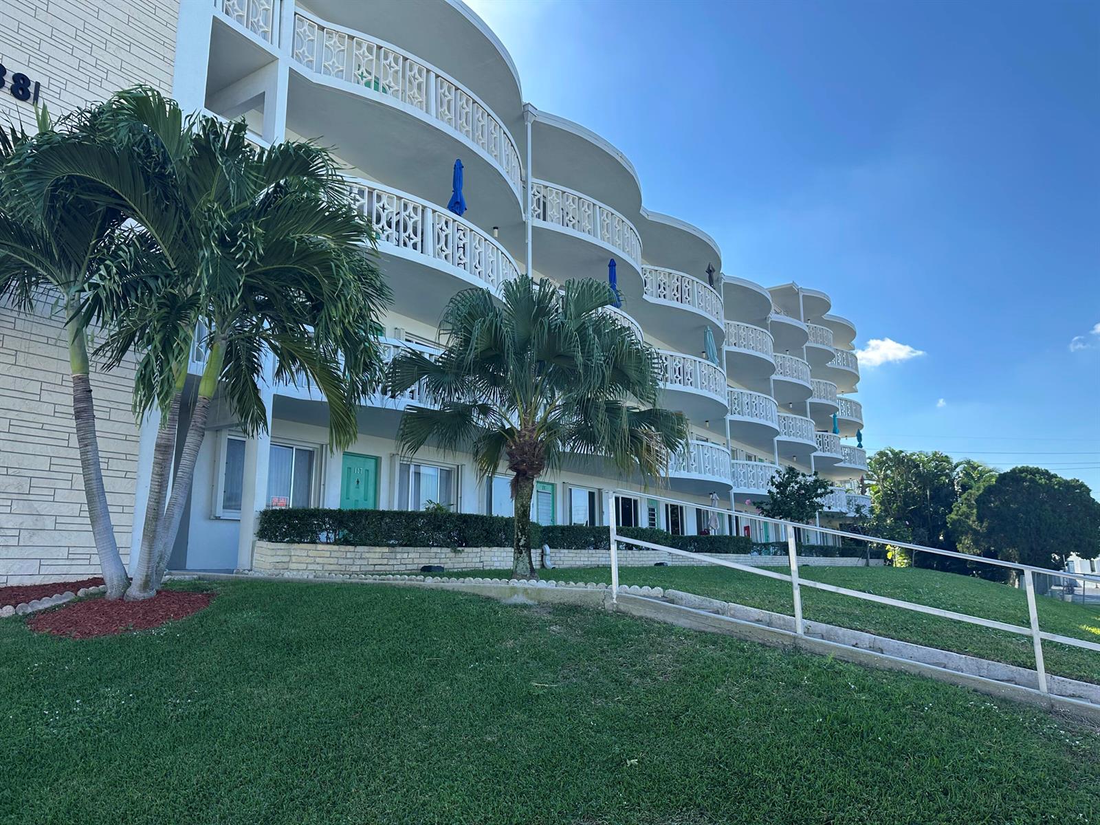 2381 Sunset Avenue # 216, Lake Worth FL 33461