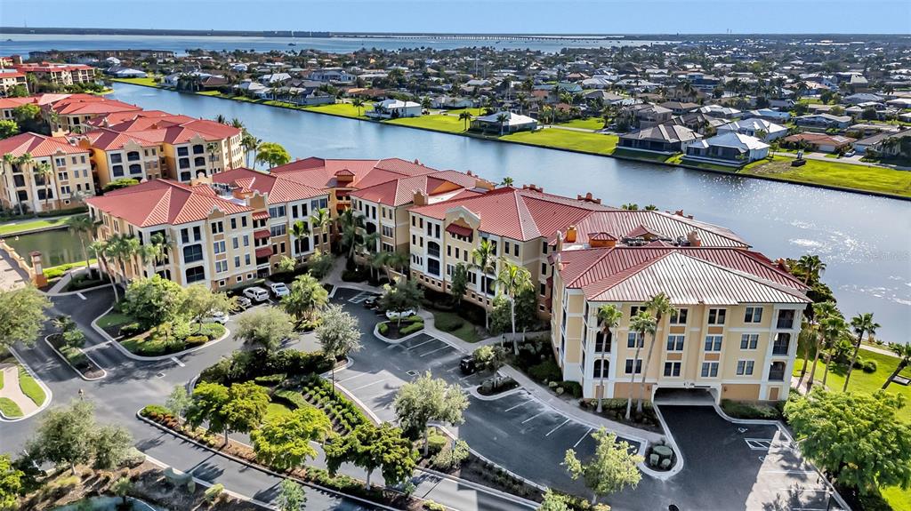 98 VIVANTE BOULEVARD UNIT 9834