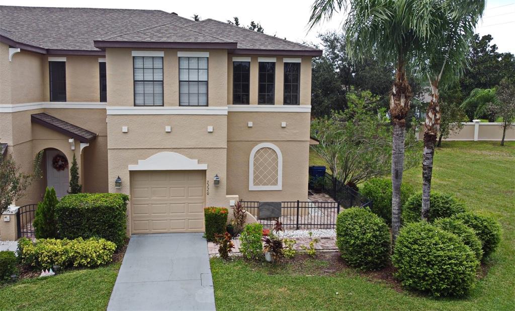 2220 SEVEN OAKS DRIVE
