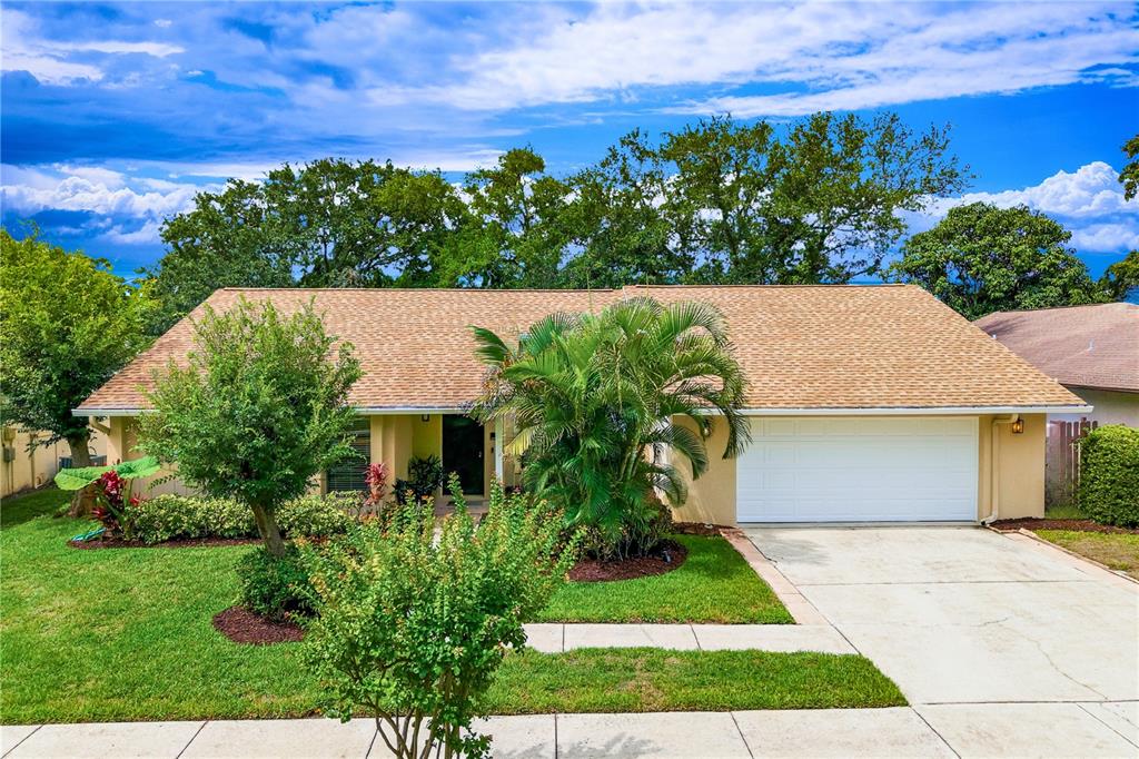 341 ARBOR DRIVE W