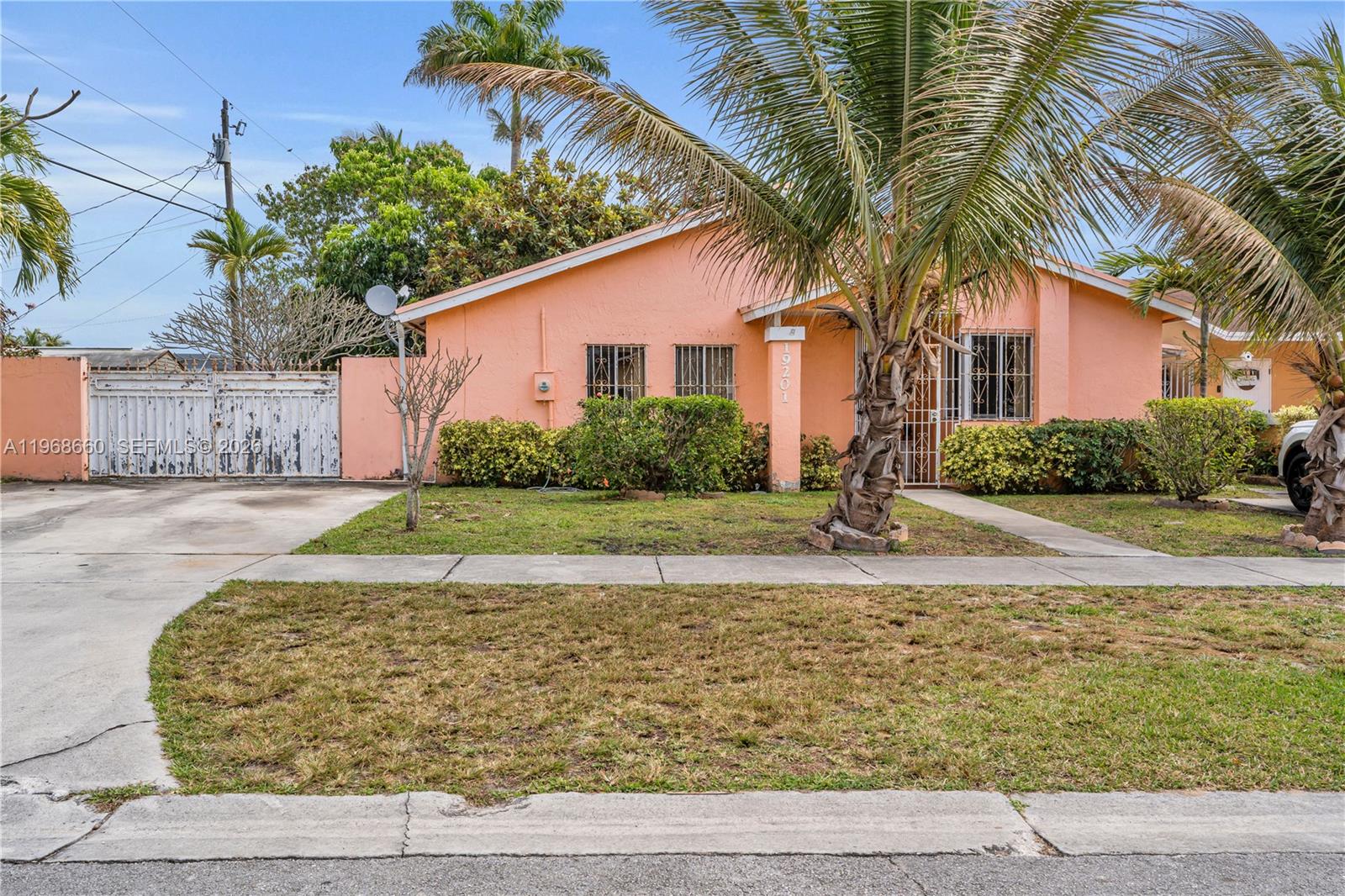 19201 SW 123rd Ave, Miami FL 33177