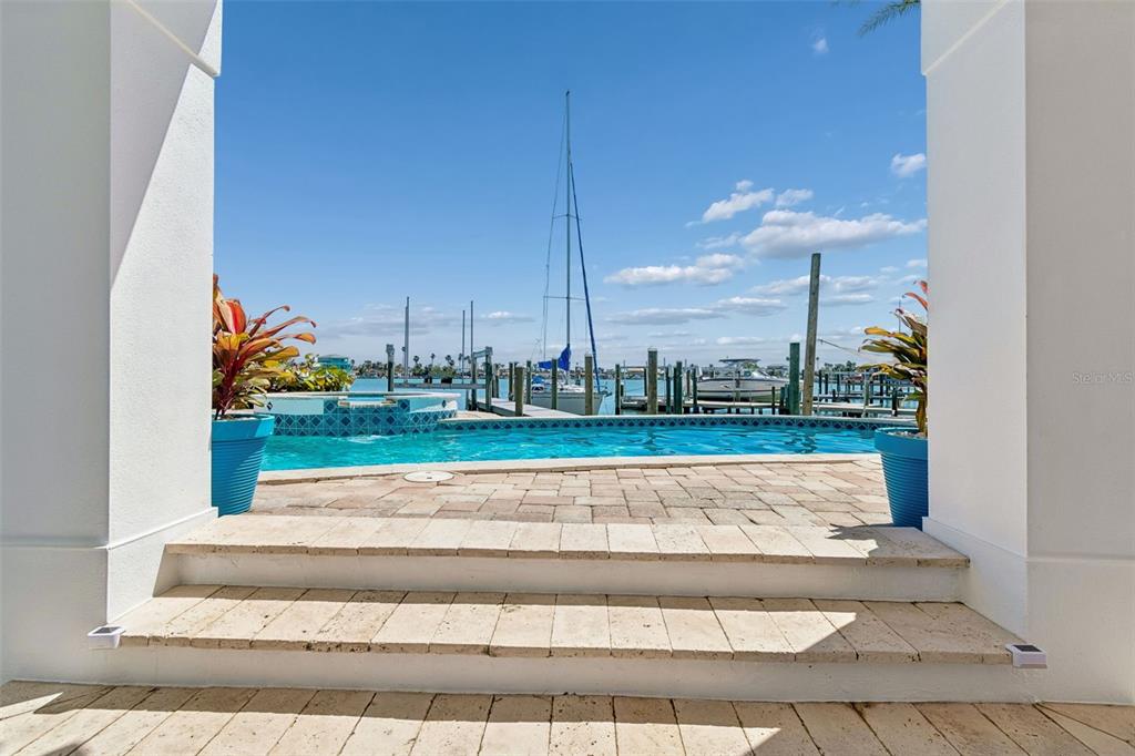 874 BAY POINT DRIVE, MADEIRA BEACH, FL — photo 5 of 30