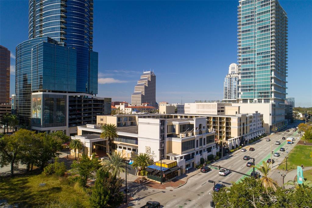 151 E WASHINGTON STREET UNIT 209