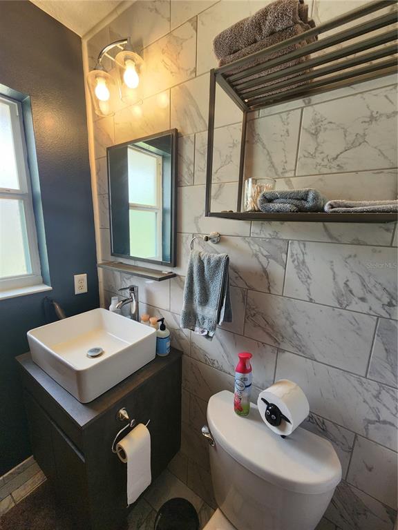315 EIDER ROAD, VENICE, FL — photo 3 of 12