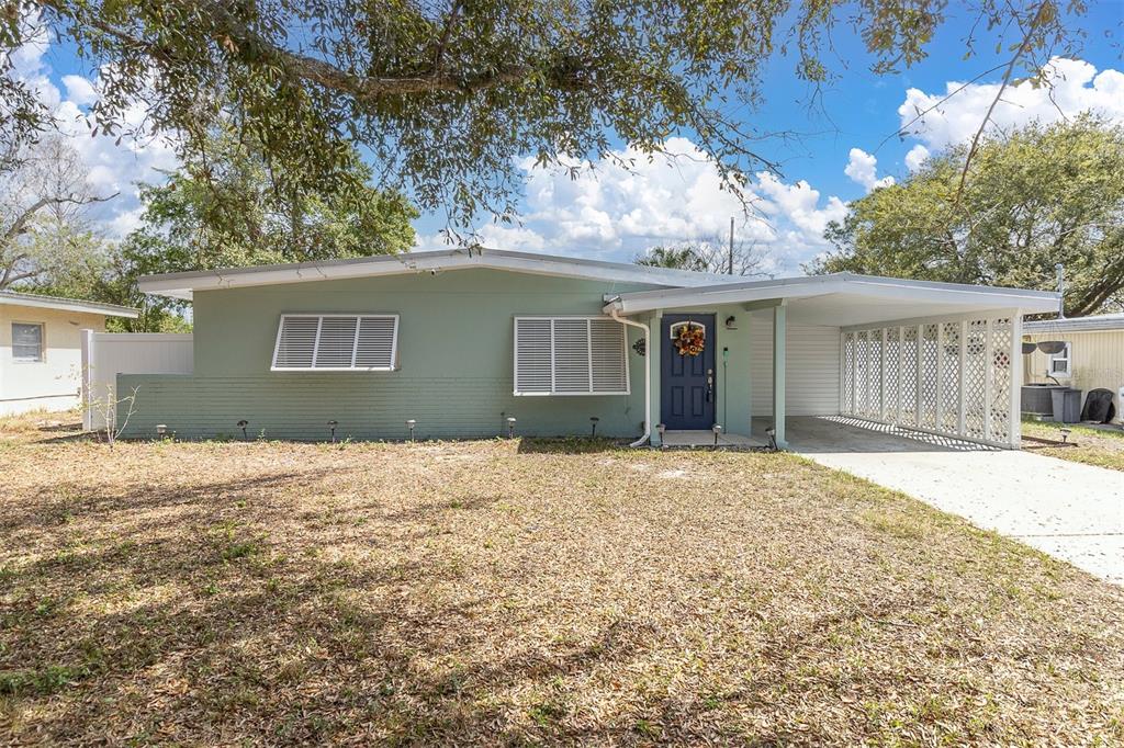 4916 AZALEA DRIVE