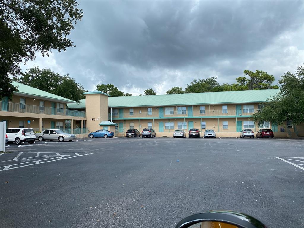 5822 CONGRESS STREET UNIT 104