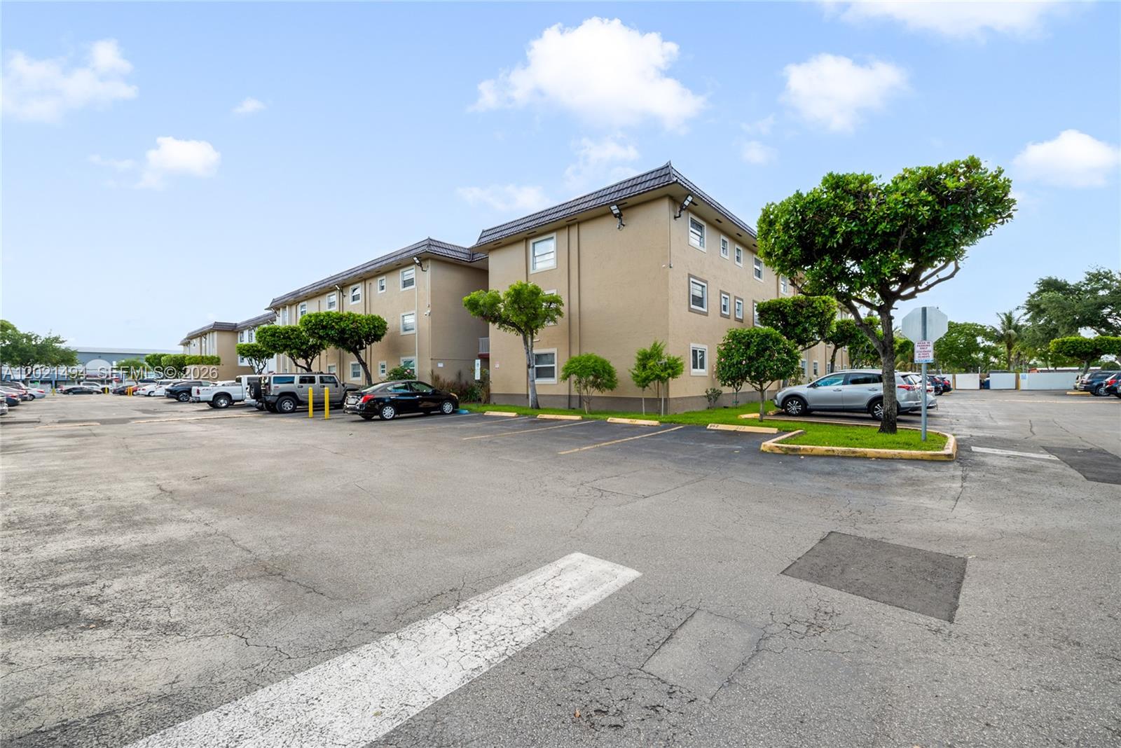 4655 Palm Ave # 332, Hialeah FL 33012