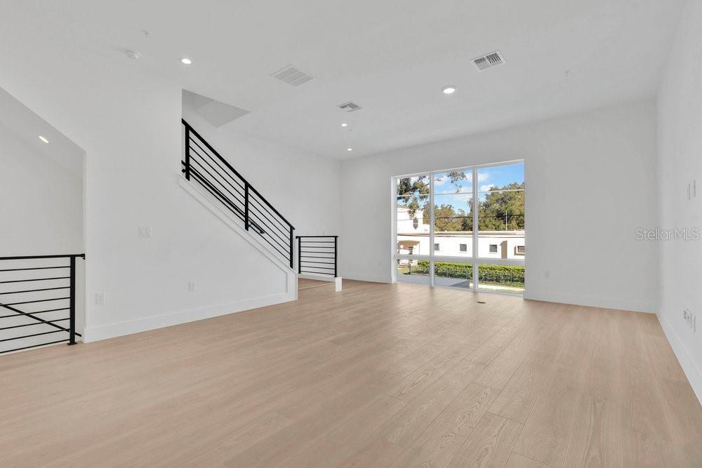 1004 E ROBINSON, ORLANDO, FL — photo 3 of 30