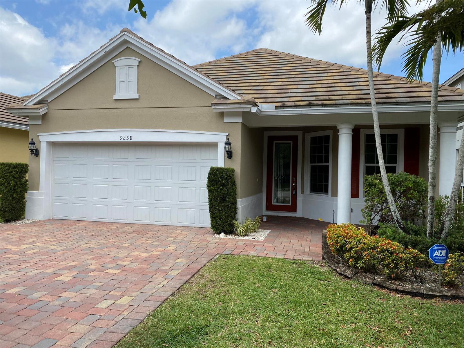 9238 Wrangler Drive # L, Wellington FL 33467