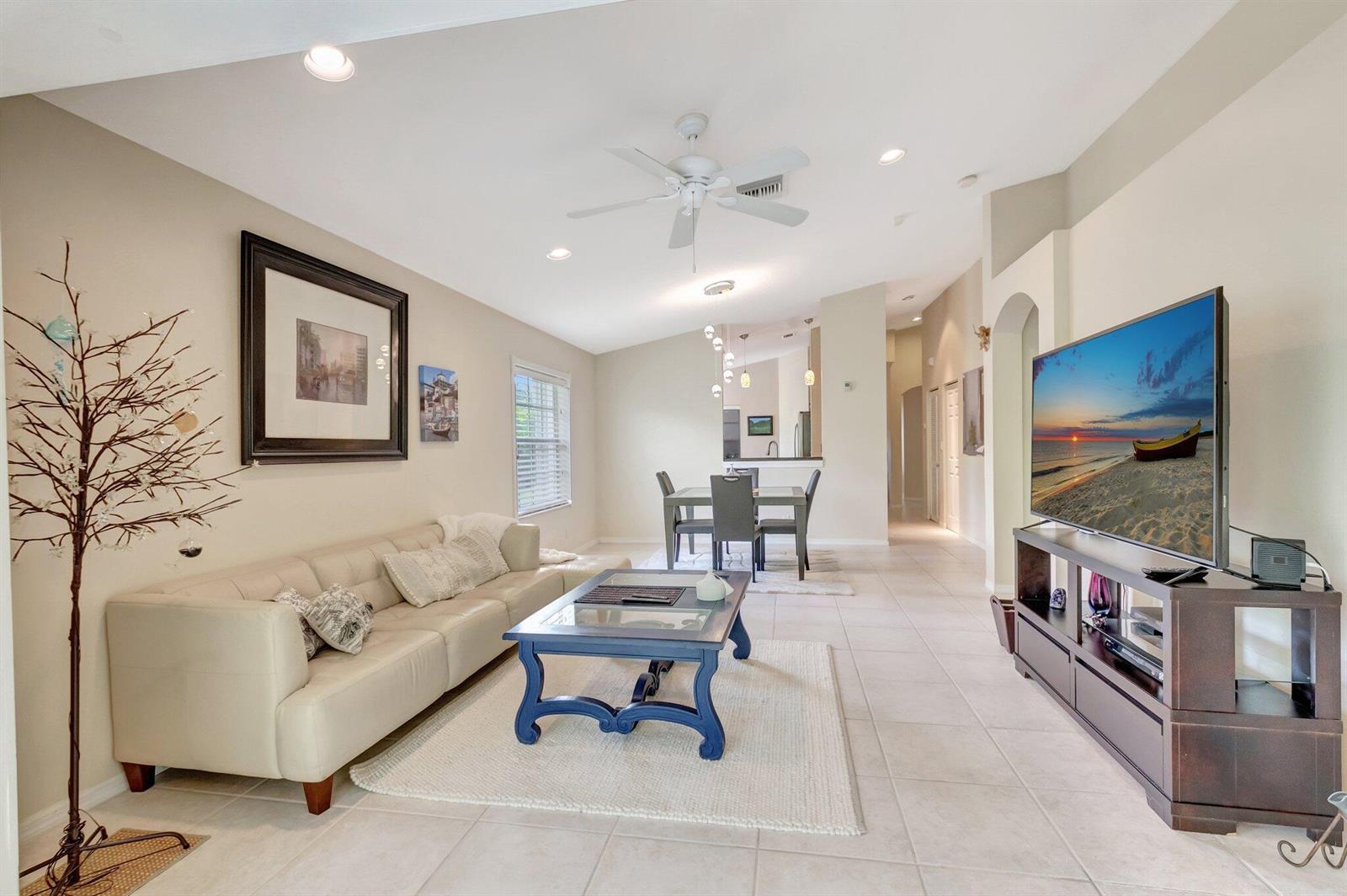 14211 W La Sedona Circle, Delray Beach FL 33484