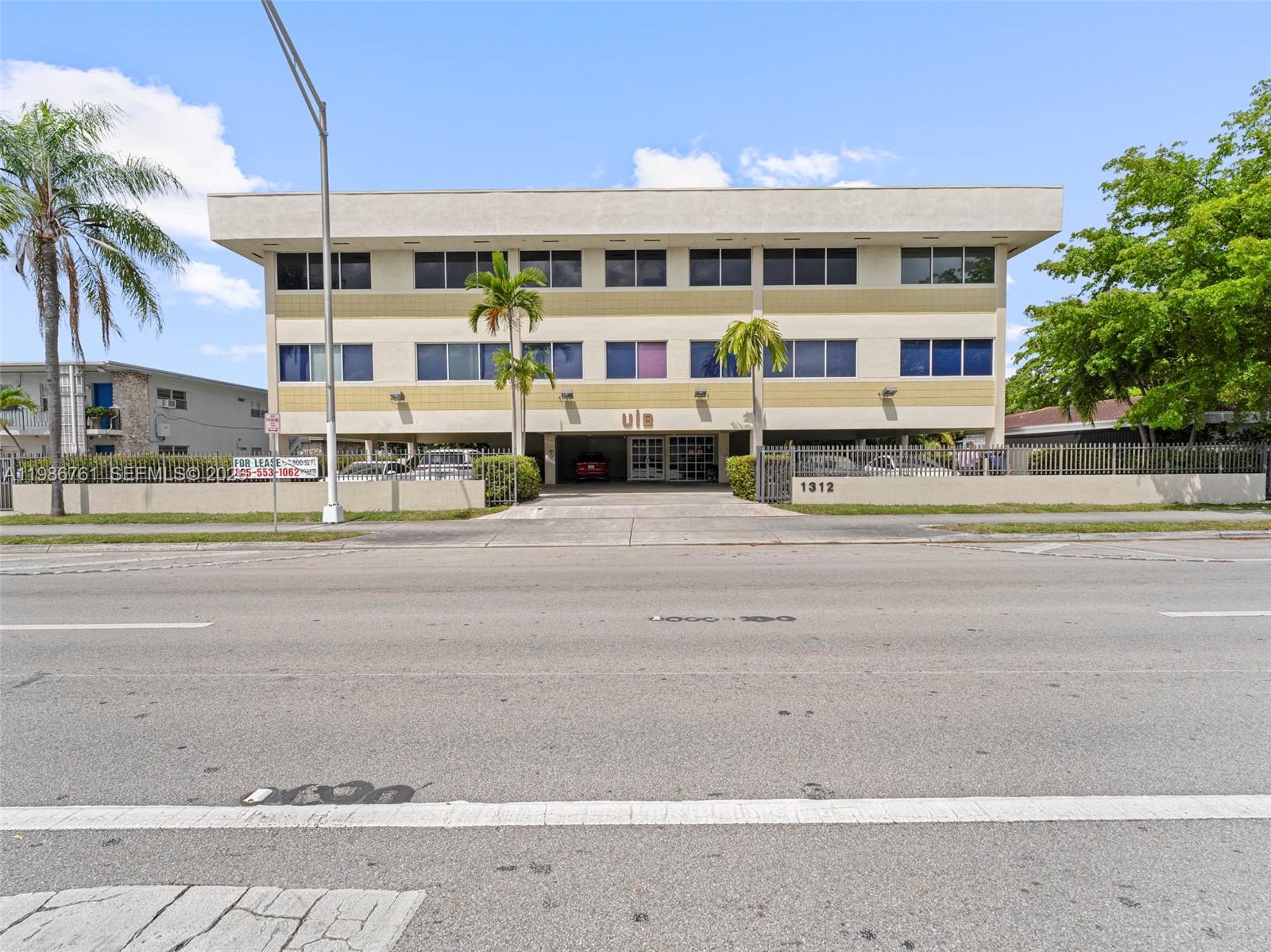1312 SW 27th Ave, Miami FL 33145