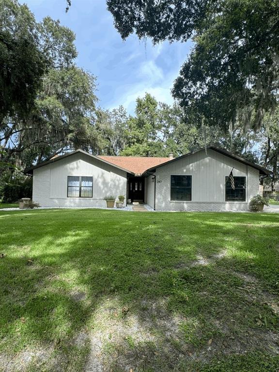 347 BAYSIDE AVENUE