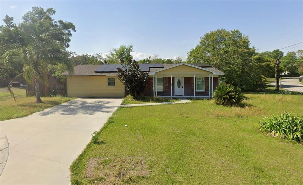 404 OAKRIDGE COURT