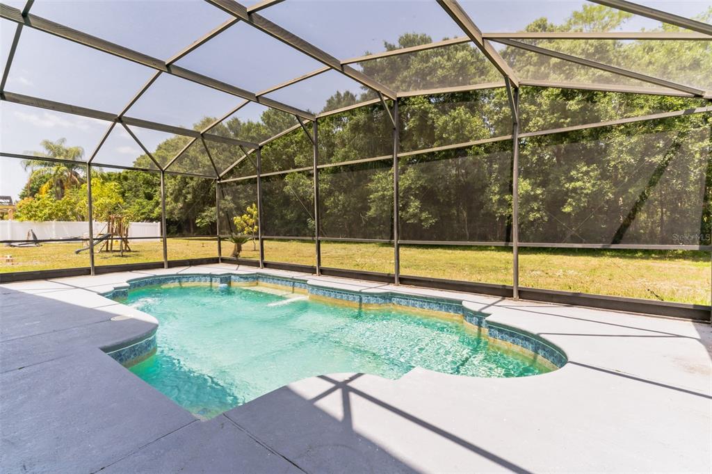 2433 HURON CIRCLE, KISSIMMEE, FL — photo 2 of 29