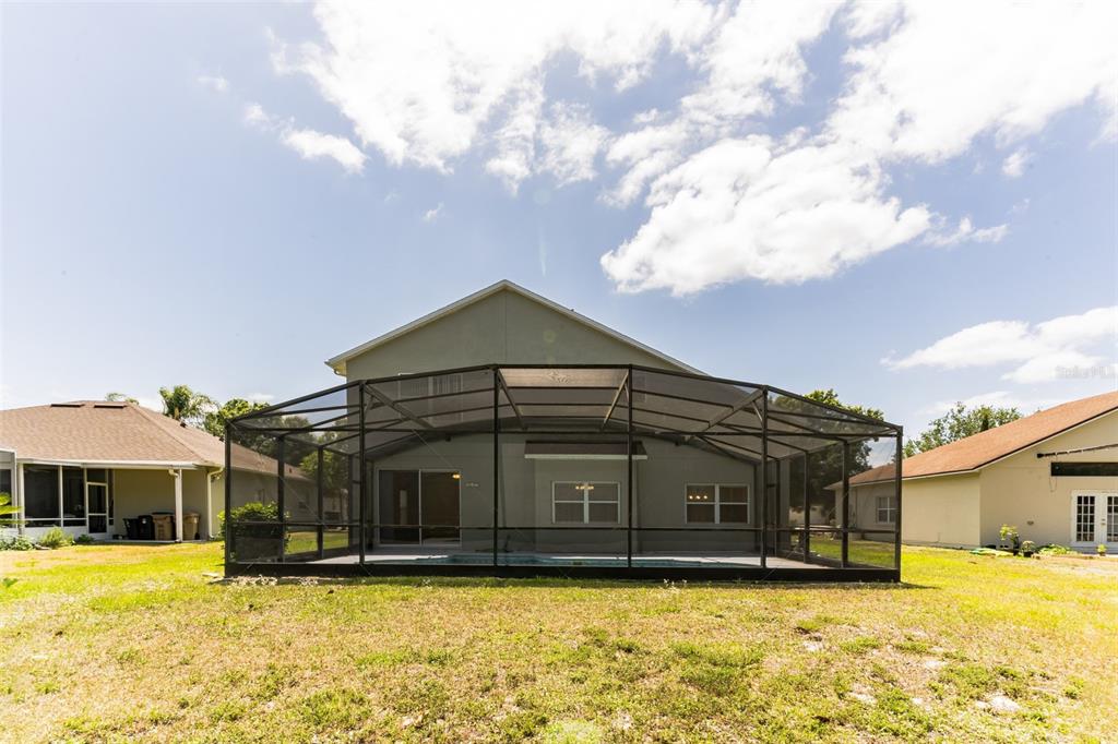 2433 HURON CIRCLE, KISSIMMEE, FL — photo 4 of 29