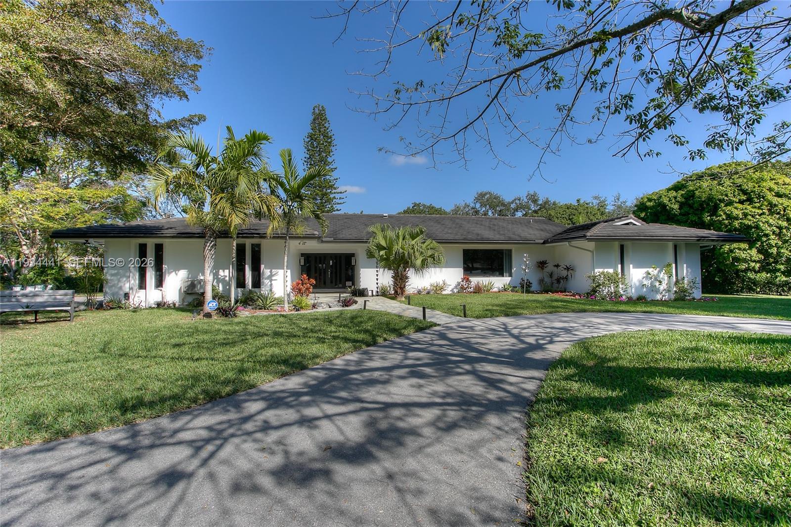 6875 N Cartee Rd, Palmetto Bay FL 33158