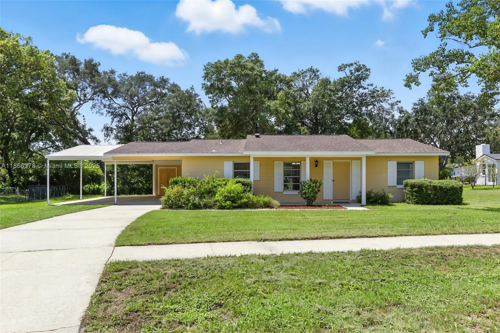 209 LAGUNA  CT, St Augustine FL 32086