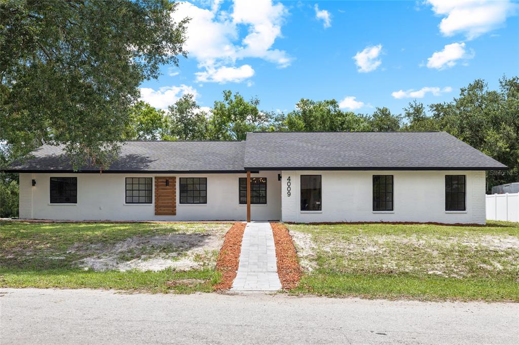 4009 SPRUCEWOOD PLACE