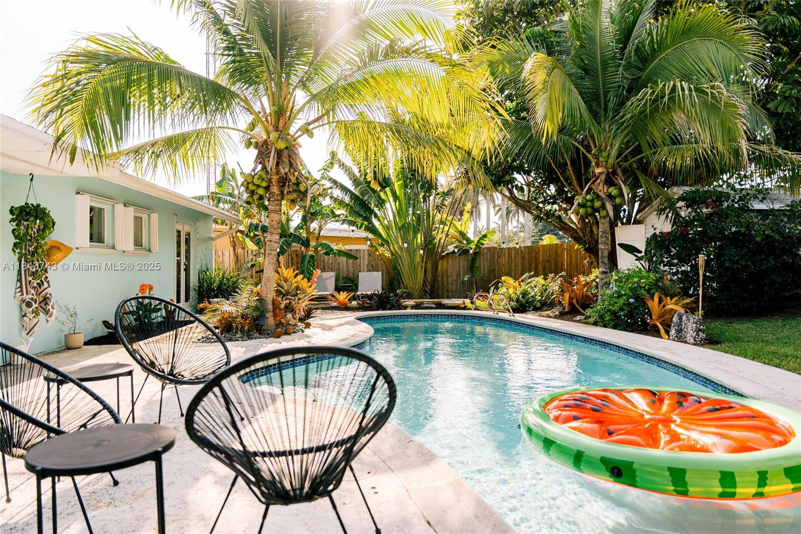 9300 SW 183rd Ter, Palmetto Bay FL 33157