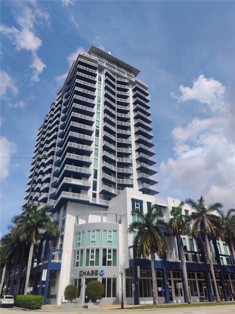 275 NE 18th St # 1801, Miami FL 33132