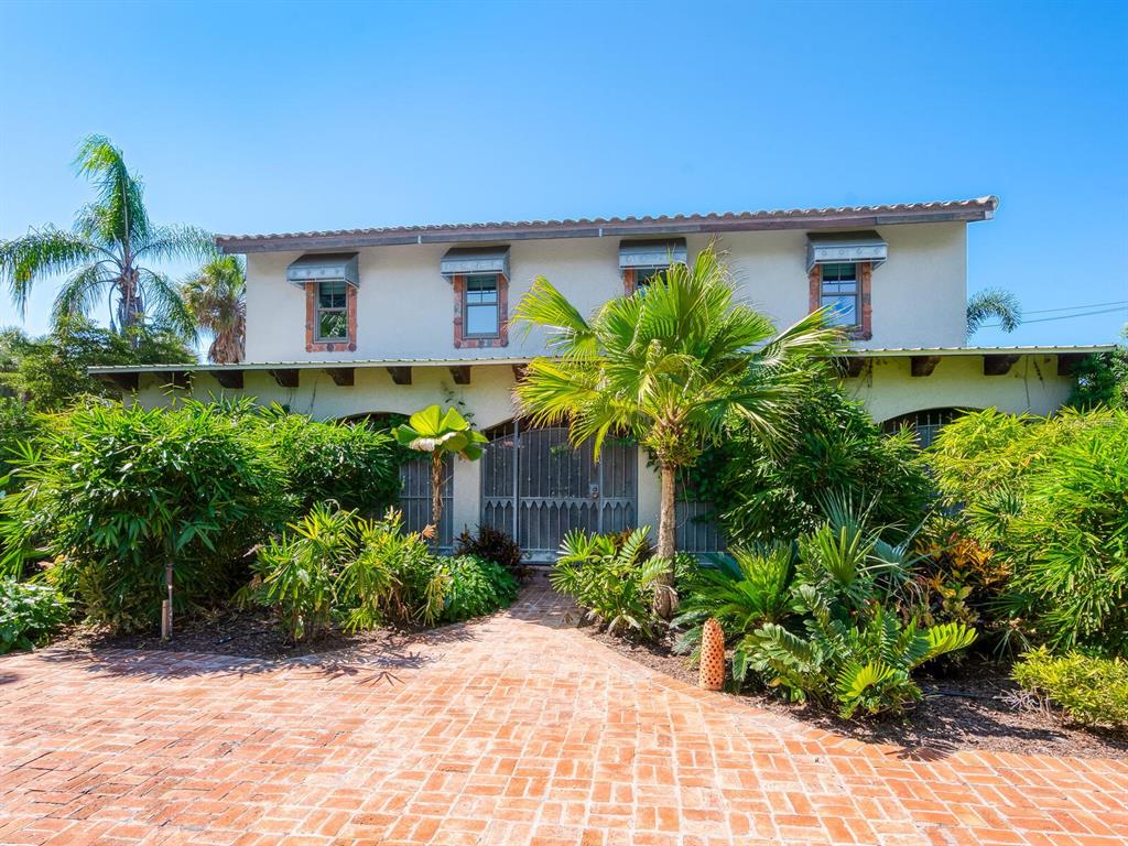 41 S ADAMS DRIVE