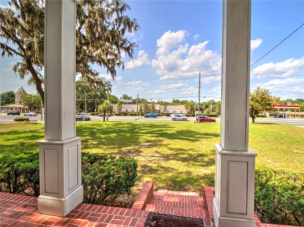 944 E SILVER SPRINGS BOULEVARD, OCALA, FL — photo 5 of 30