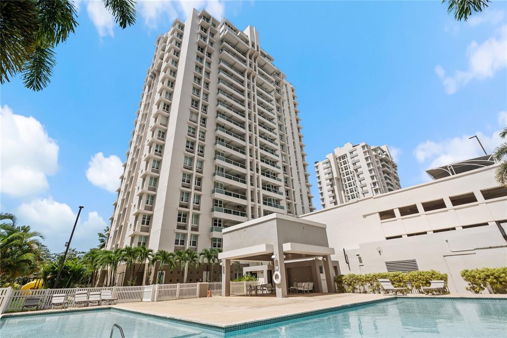 596 AV TTE. CESAR GONZALE UNIT 1813