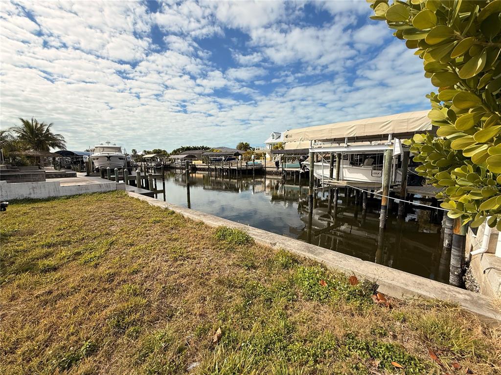 3099 CUSSELL DRIVE, ST JAMES CITY, FL — photo 4 of 6