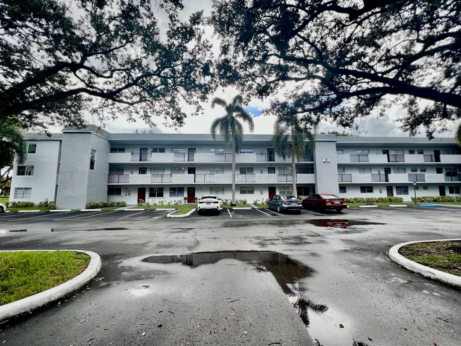 8405 NW 61st Street # D305, Tamarac FL 33321