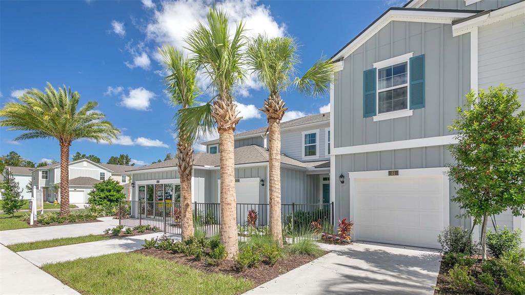 27 PASADENA DRIVE