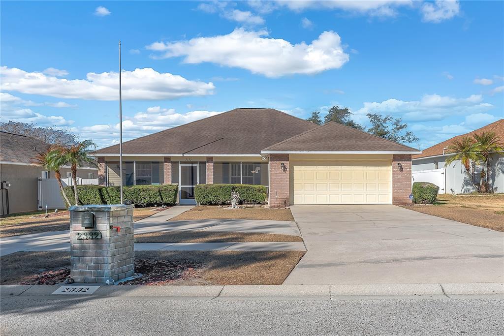 2332 TOWERING OAKS CIRCLE
