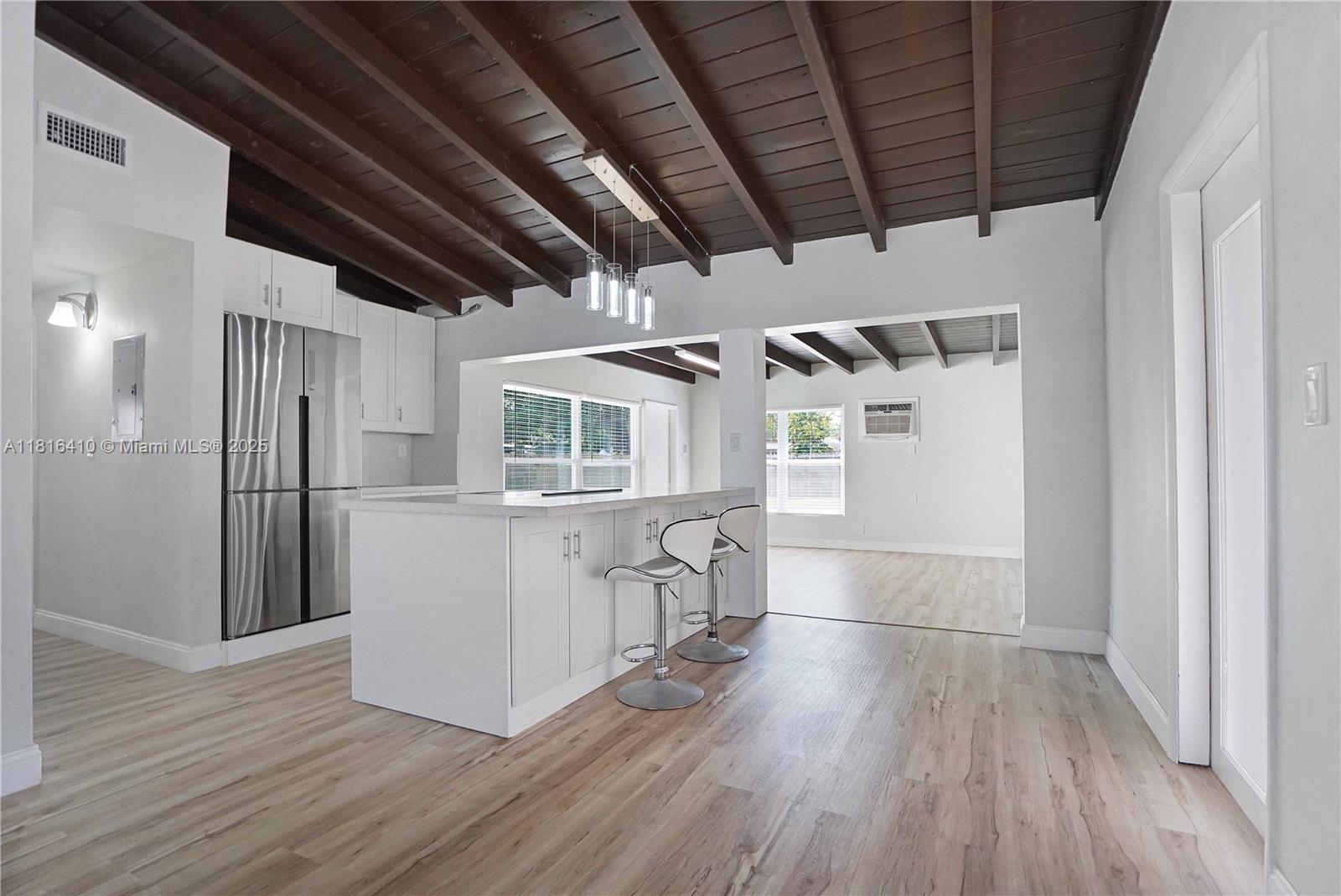 1025 SW 22nd Ter, Fort Lauderdale FL 33312