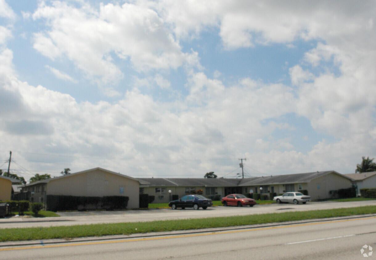 7624 Pembroke Road # C, Miramar FL 33023