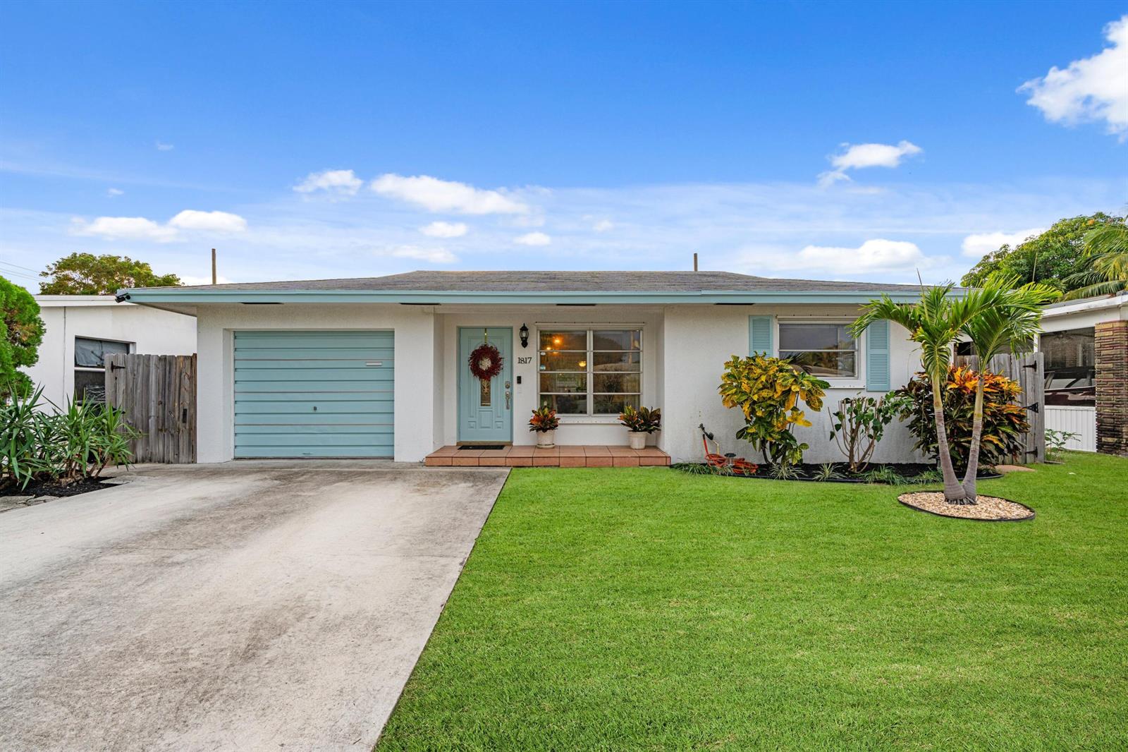 1817 N L St Street, FL 33460