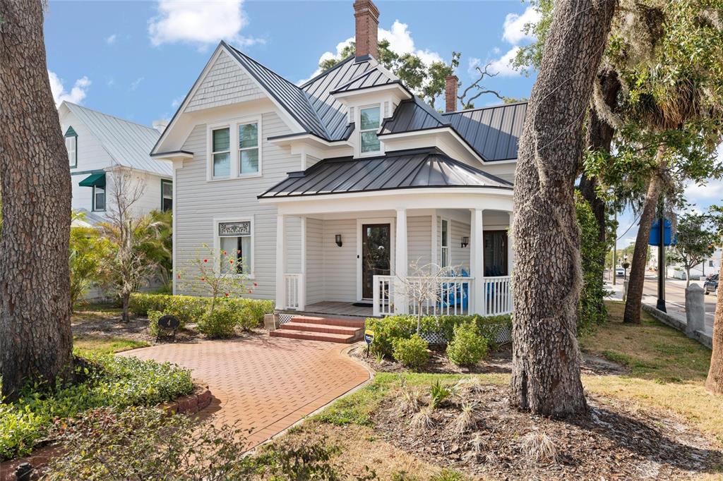 4 W ORANGE STREET