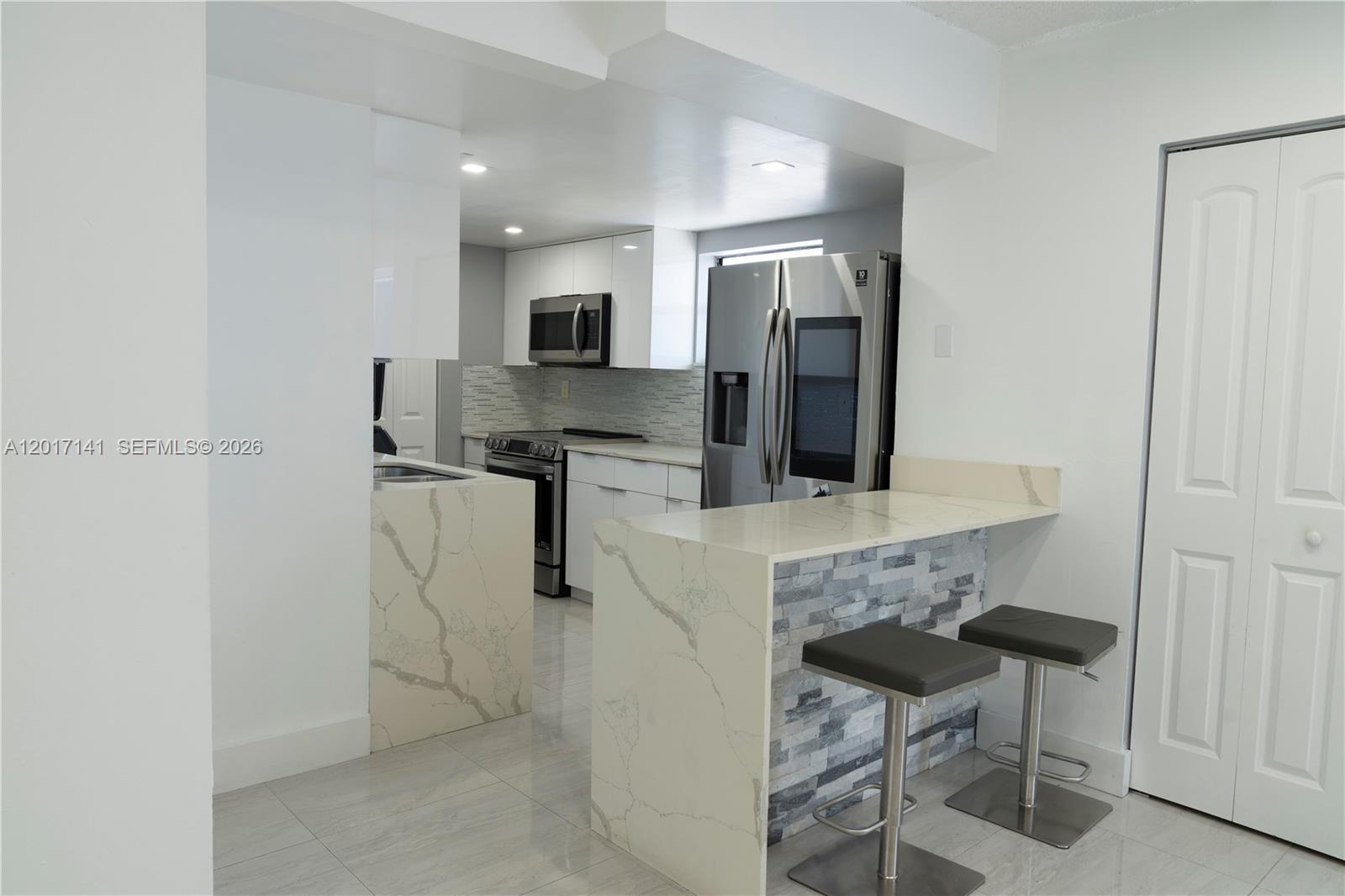 13850 SW 62nd St # 303, Miami FL 33183