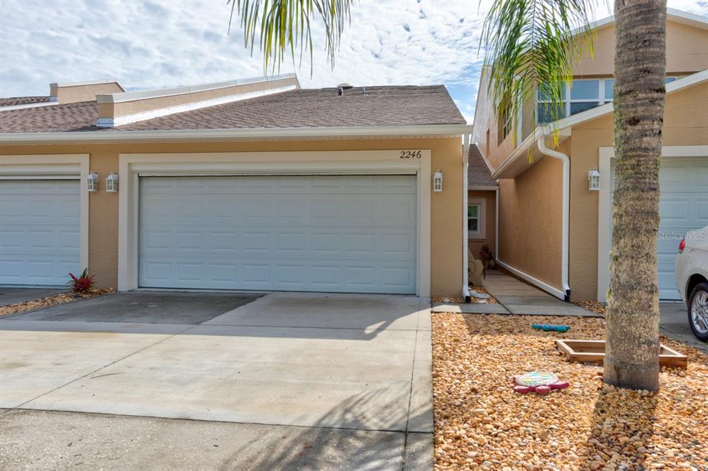 2246 HAWKS COVE CIRCLE