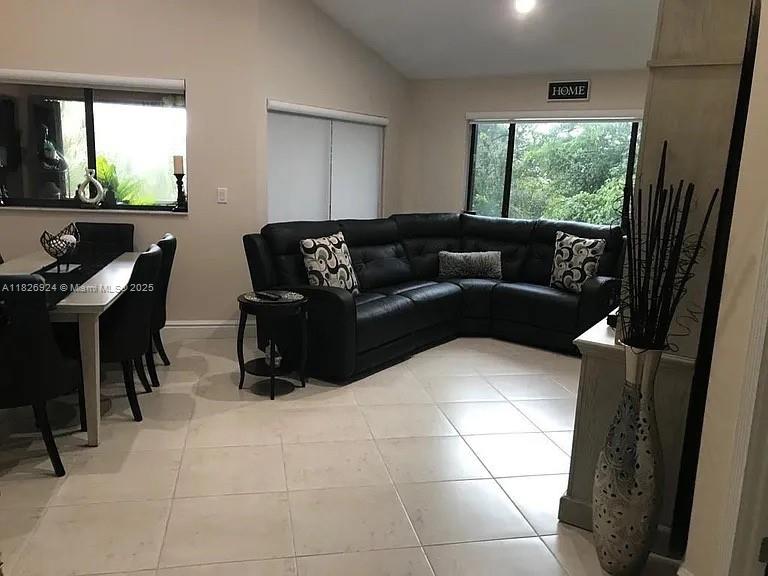 15405 N Miami Lakeway N # 307, Miami Lakes FL 33014