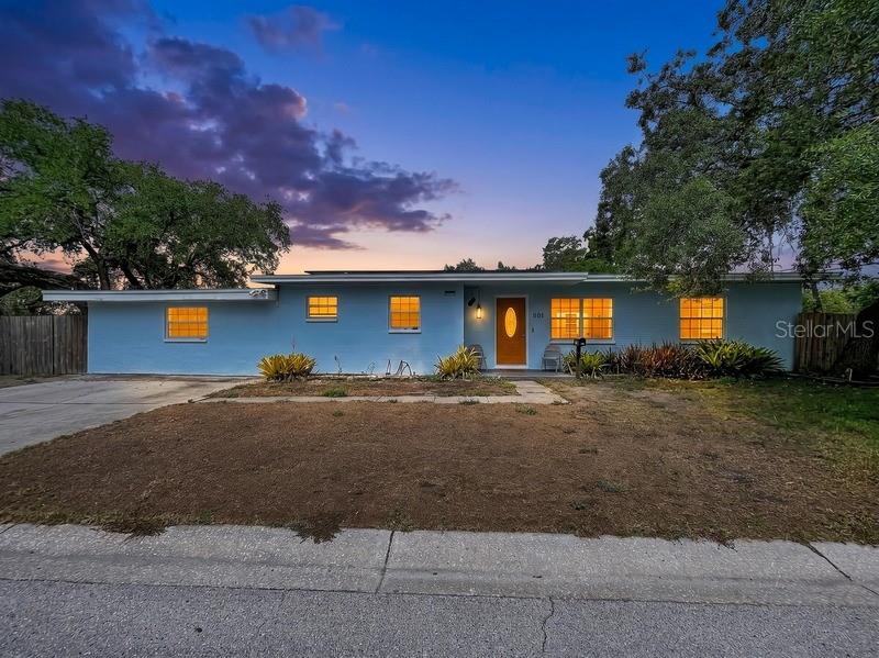 801 51ST AVENUE S, ST PETERSBURG, FL — photo 4 of 30