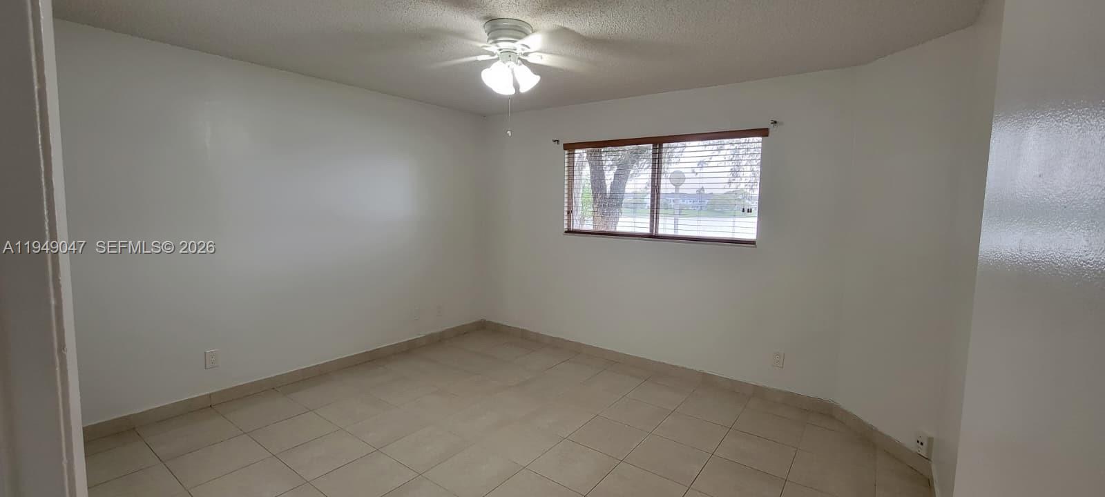 3469 NW 44th St # 103, Oakland Park FL 33309