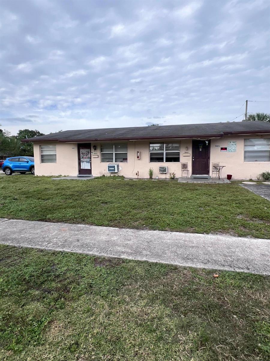 5421-5425 NW 15th Court # 5425, Lauderhill FL 33313