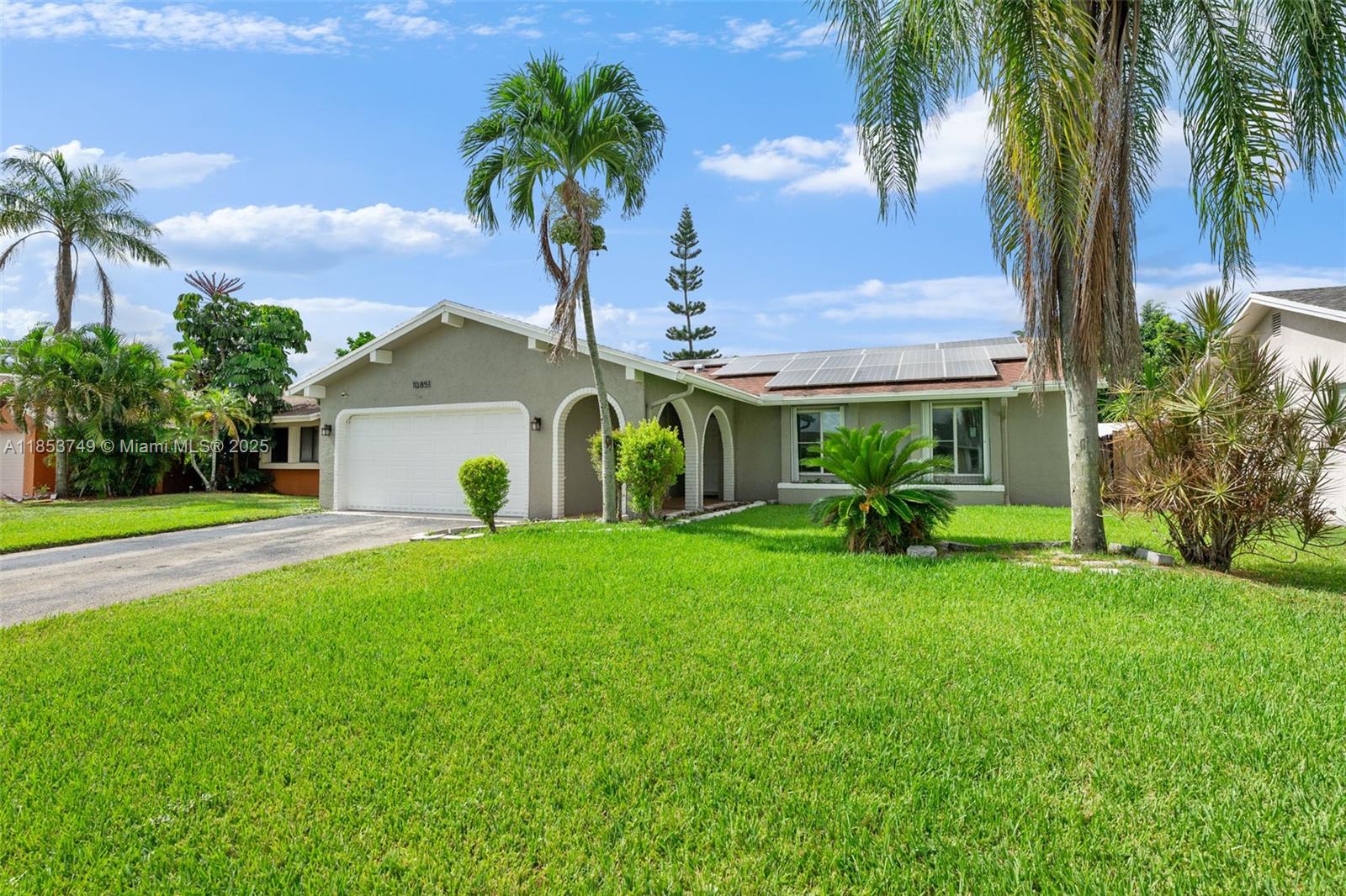 10851 NW 26th St, Sunrise FL 33322