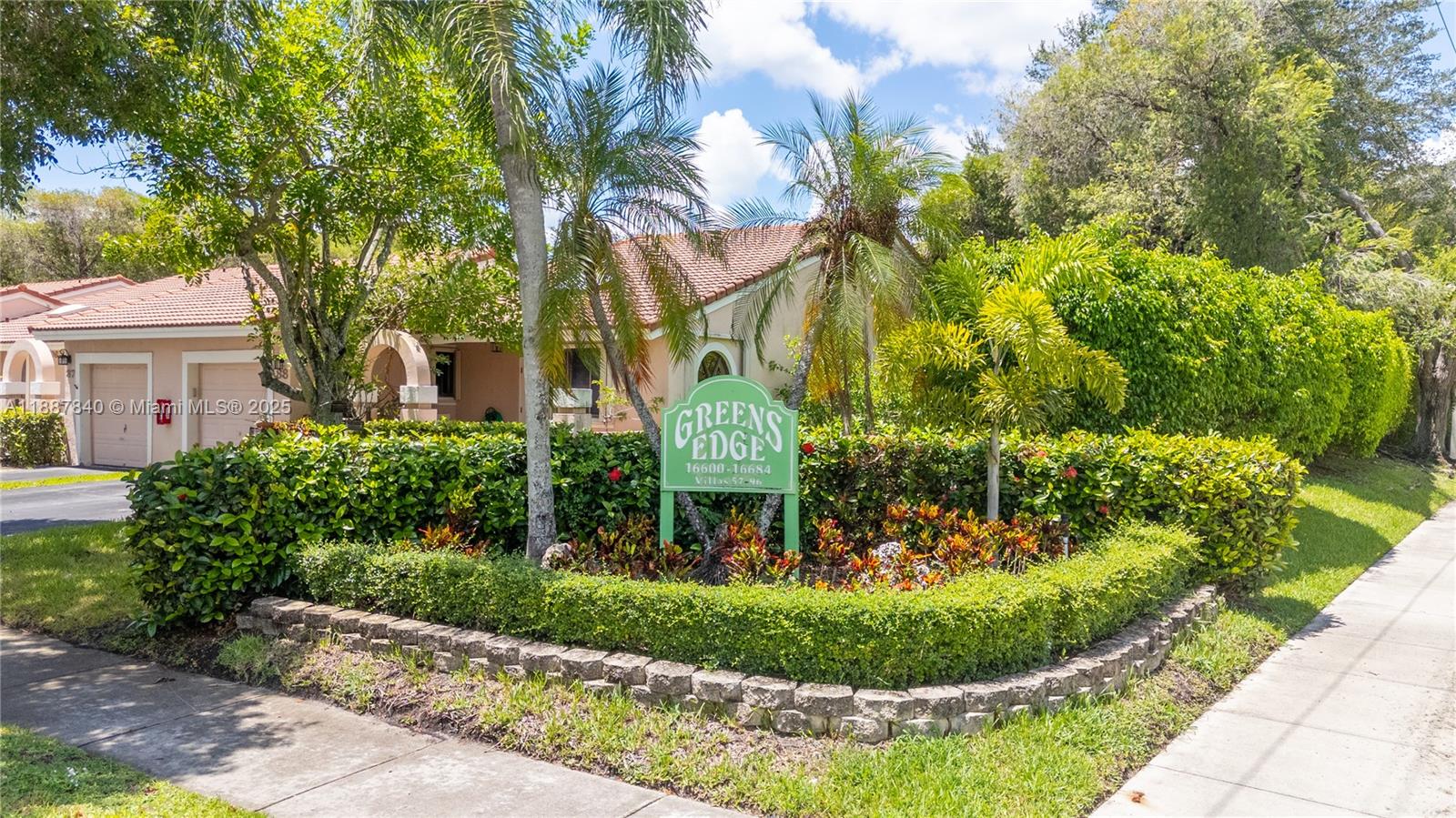 16624 Greens Edge Cir # 75, Weston FL 33326