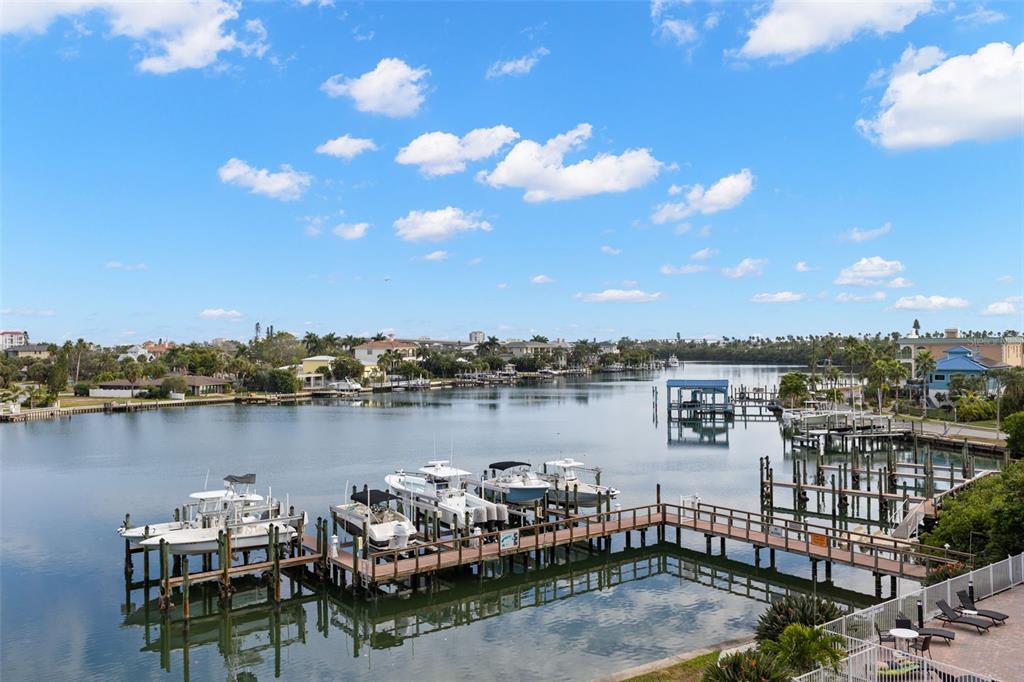 3805 GULF BOULEVARD UNIT 401