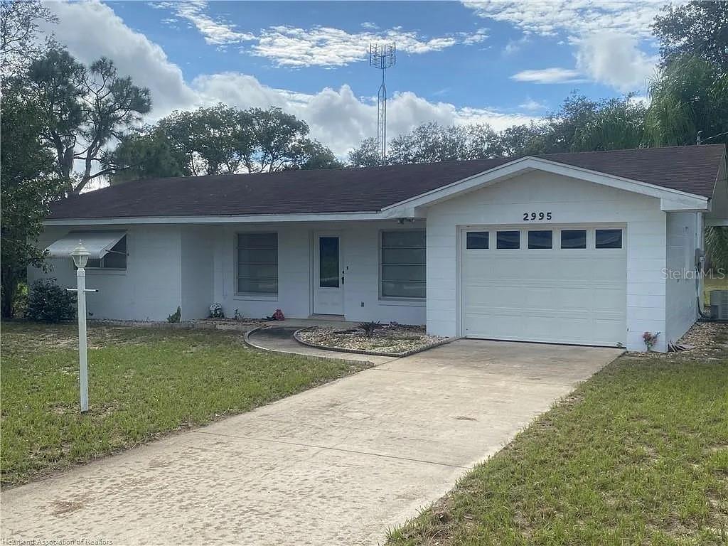 2995 W LAKE CHILTON DRIVE