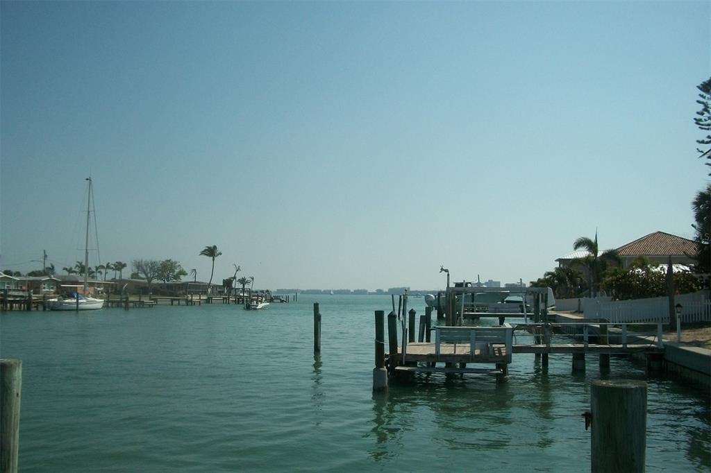 390 BELLE POINT DRIVE