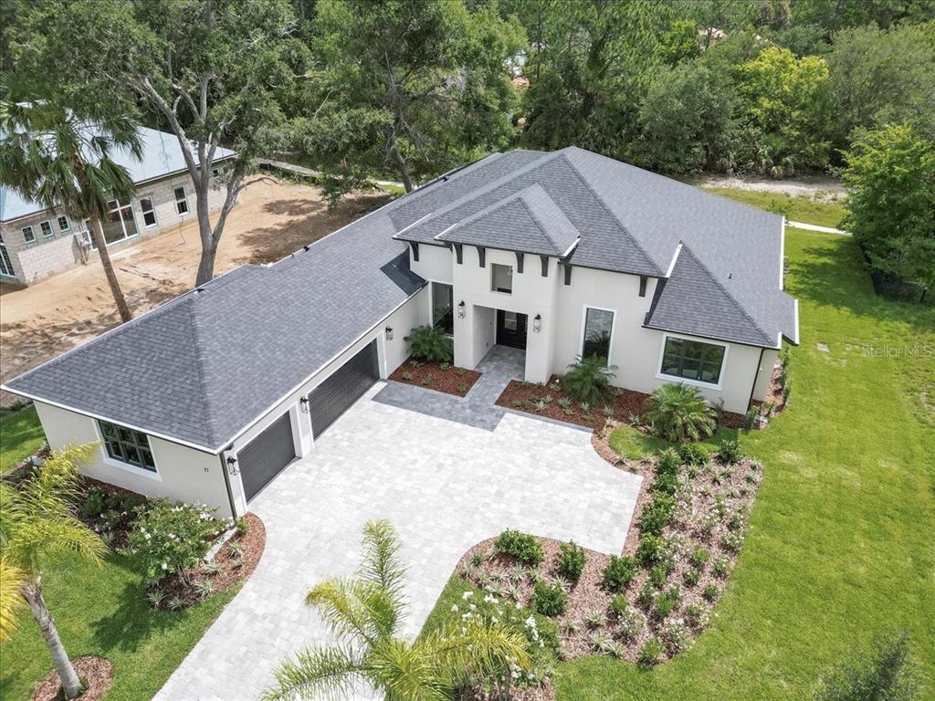 17 OLD OAK DRIVE N