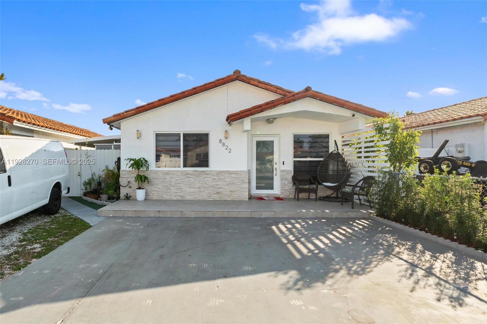 8822 NW 112th Ter, Hialeah Gardens FL 33018