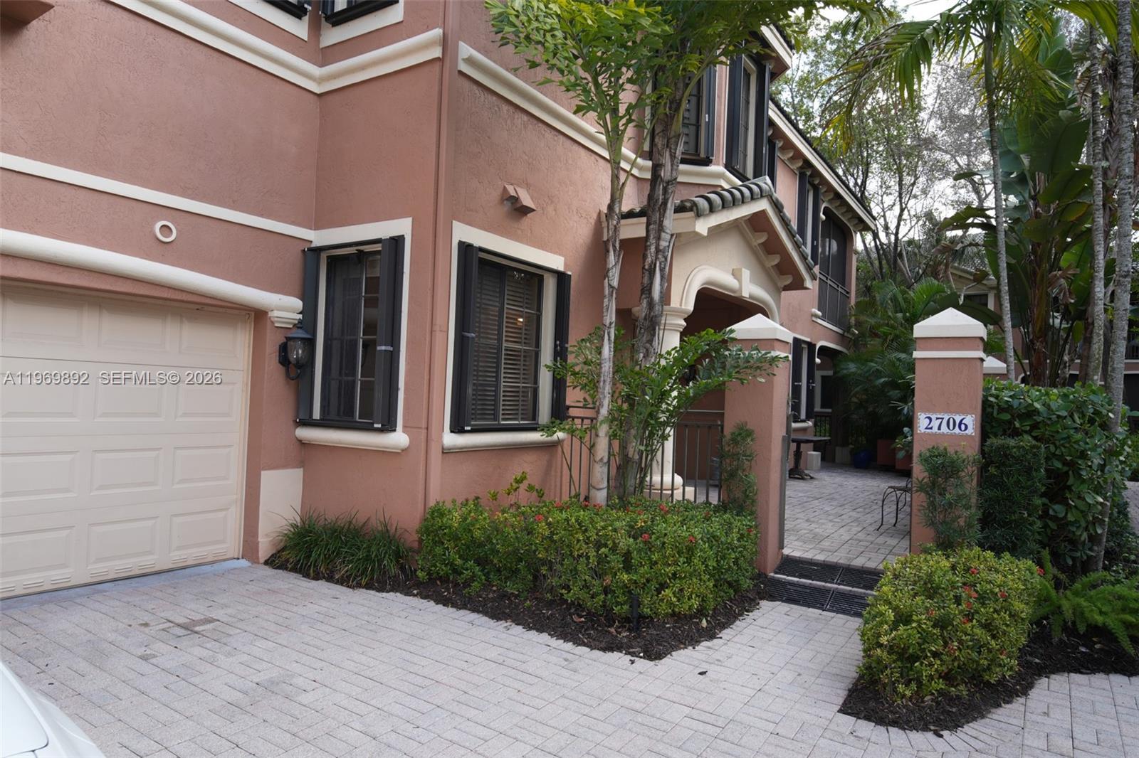 2706 Kinsington Cir # 2, Weston FL 33332